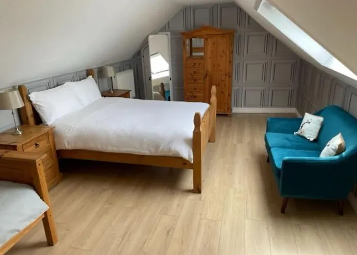 Newhall Cottage